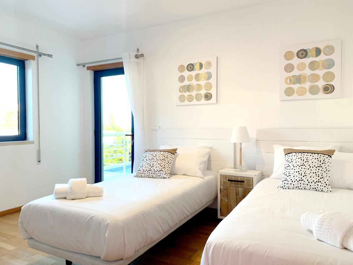 Appartamento Penthouse 160Sqm Wide Terraces Pool View & Private Hot Tub & Parking Albufeira Esterno foto