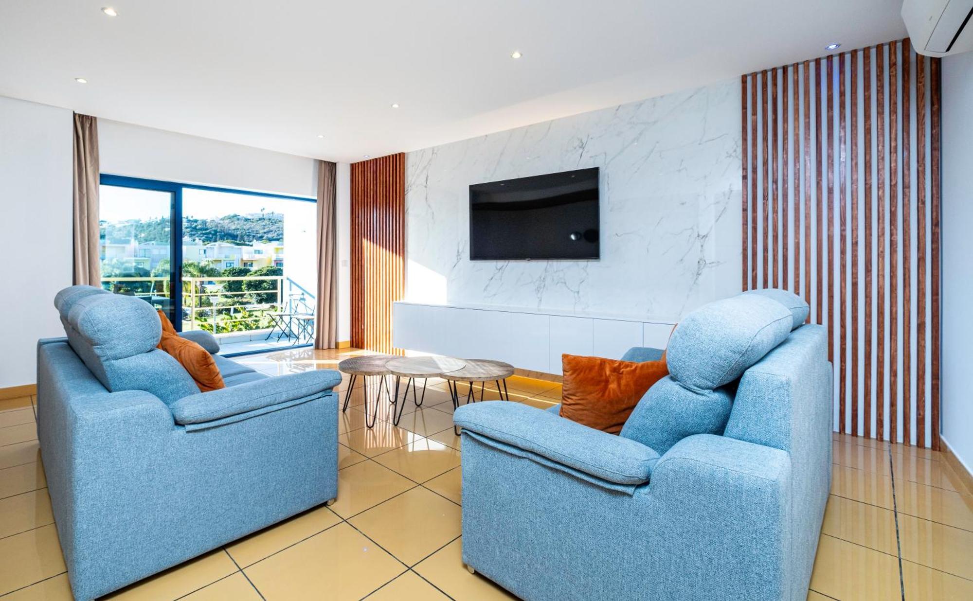 Appartamento Penthouse 160Sqm Wide Terraces Pool View & Private Hot Tub & Parking Albufeira Esterno foto