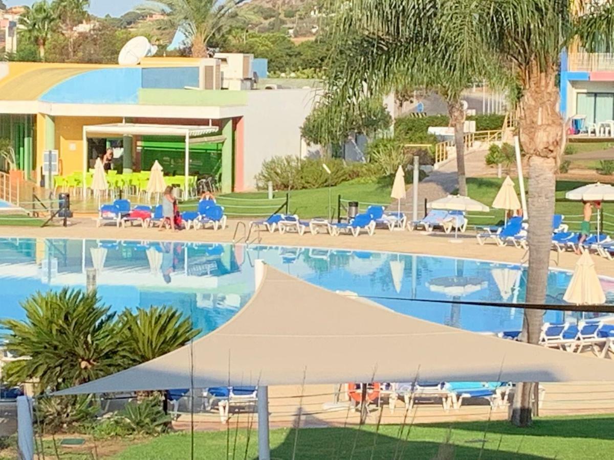 Appartamento Penthouse 160Sqm Wide Terraces Pool View & Private Hot Tub & Parking Albufeira Esterno foto